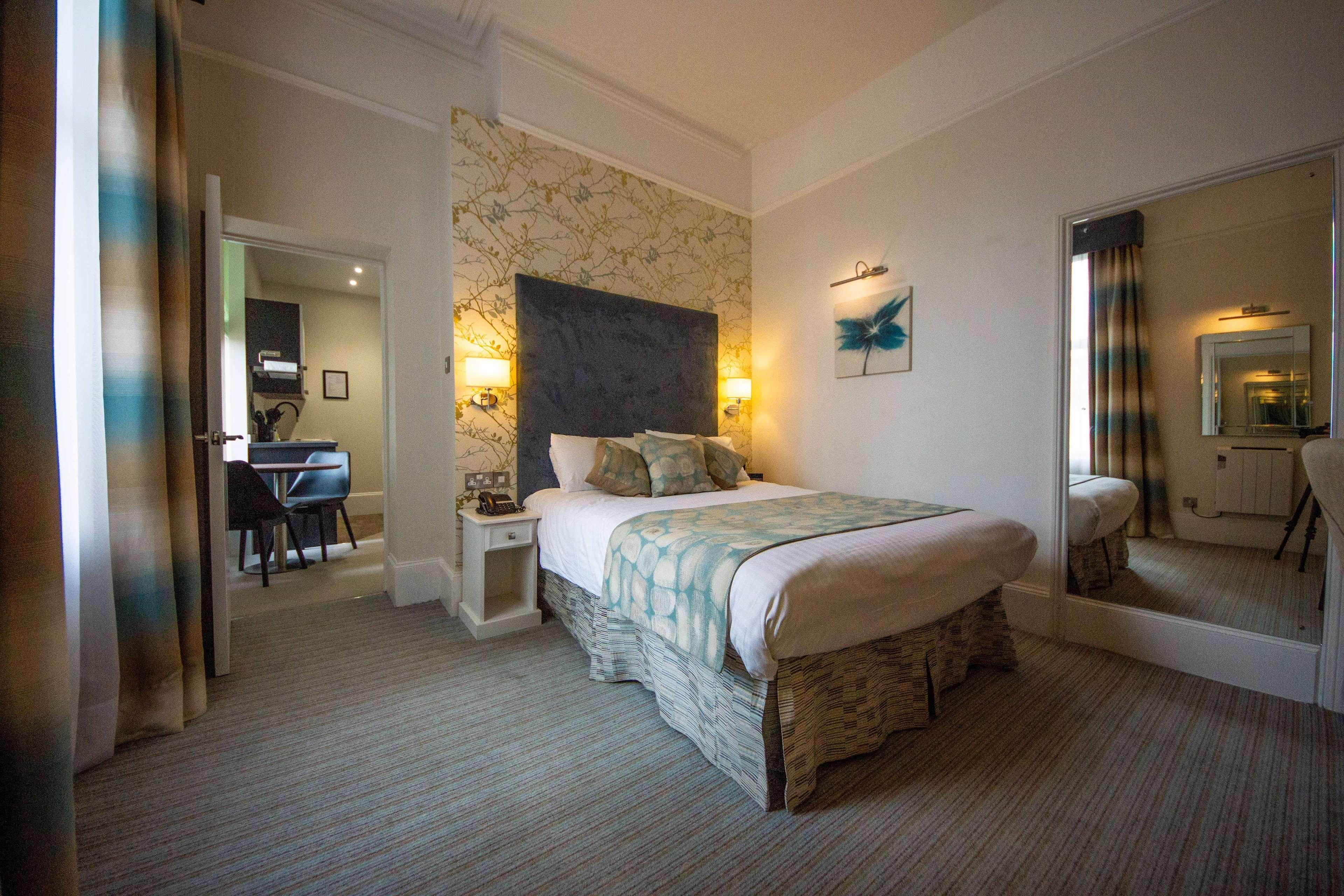 Best Western York House Hotel อีสต์บอร์น ภายนอก รูปภาพ
