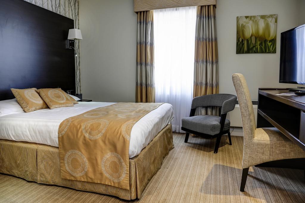 Best Western York House Hotel อีสต์บอร์น ภายนอก รูปภาพ