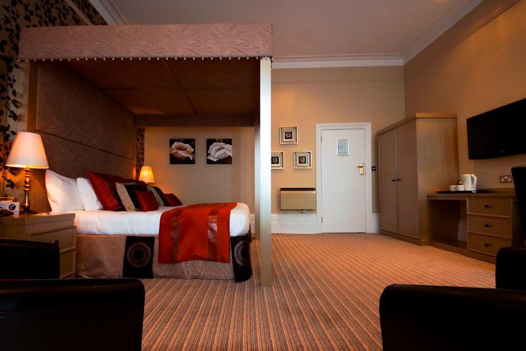 Best Western York House Hotel อีสต์บอร์น ภายนอก รูปภาพ